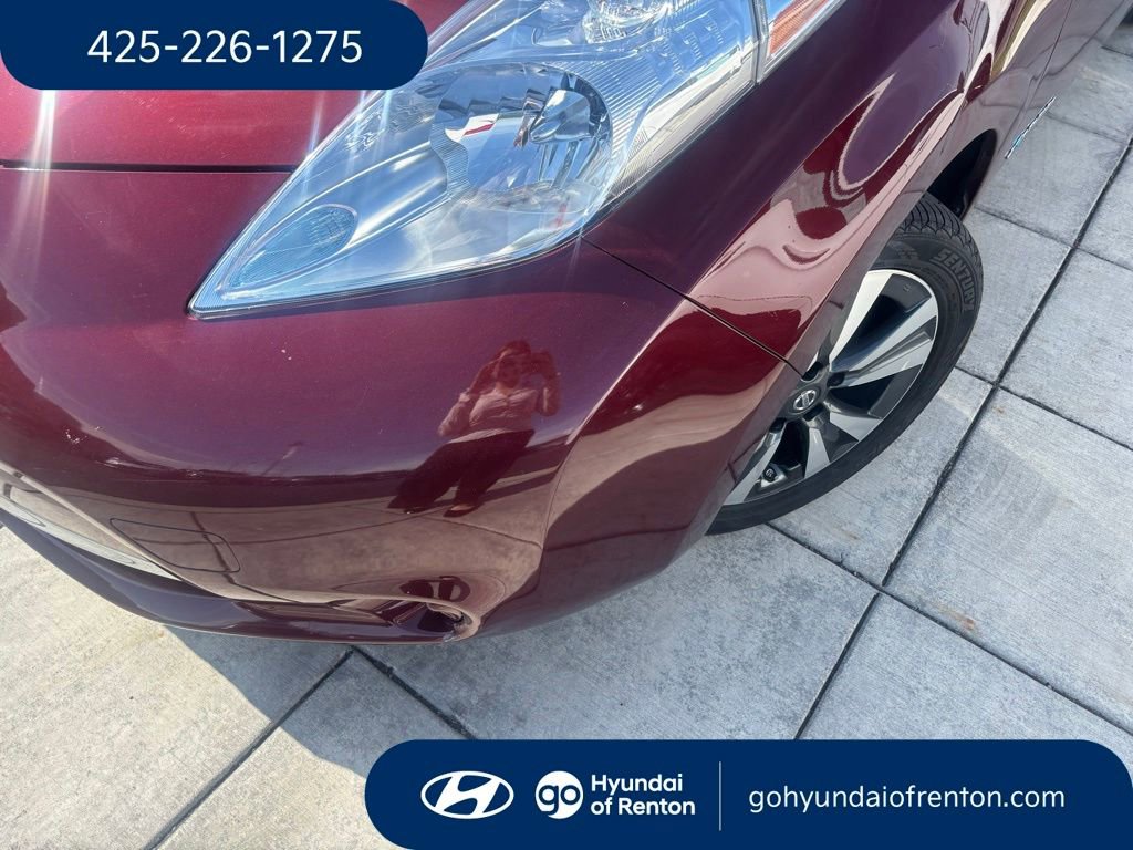 Used 2016 Nissan Leaf SV FWD image 1
