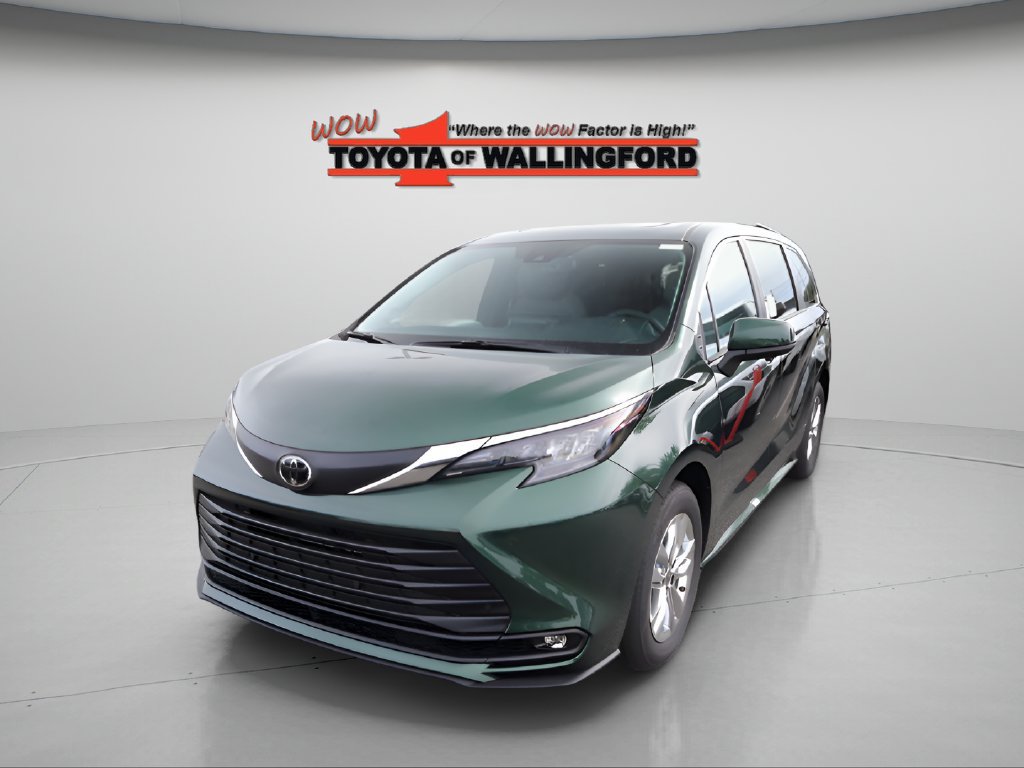 New 2026 Toyota Sienna XLE AWD/4WD image 1