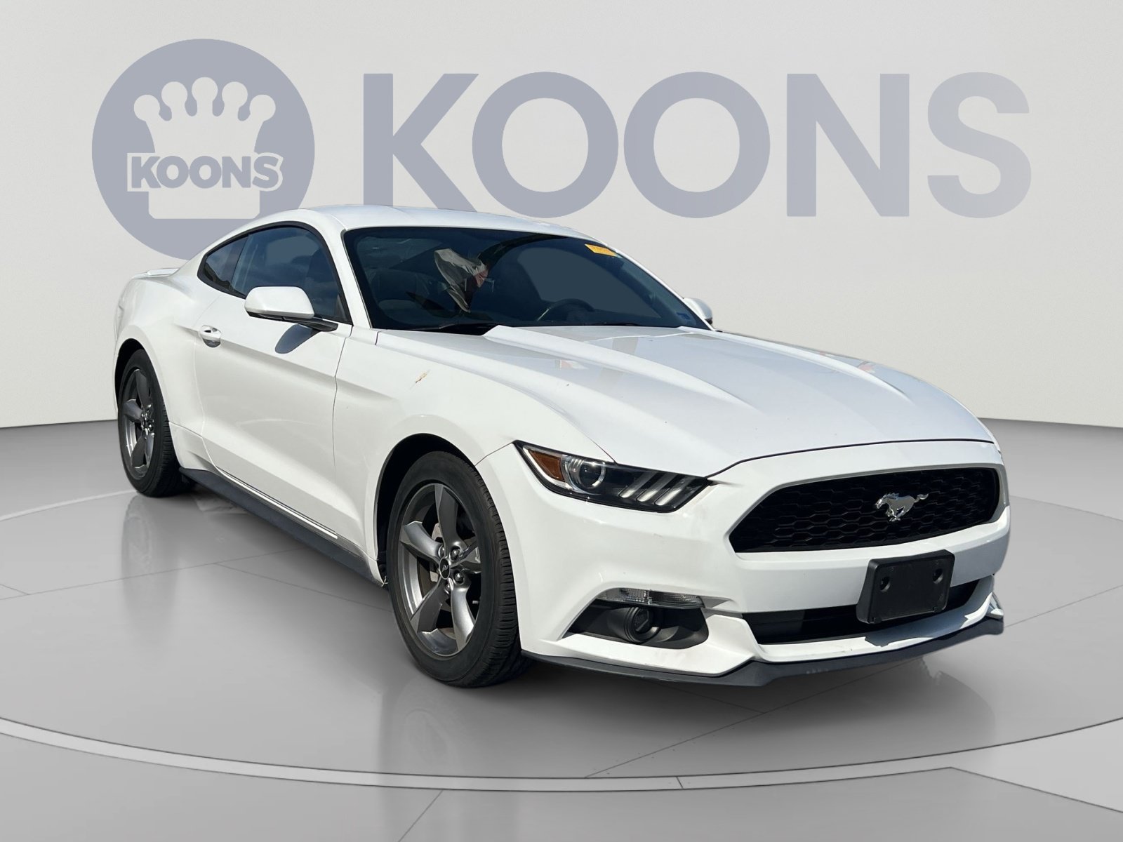 Used 2016 Ford Mustang Coupe w/ Equipment Group 051A RWD image 10