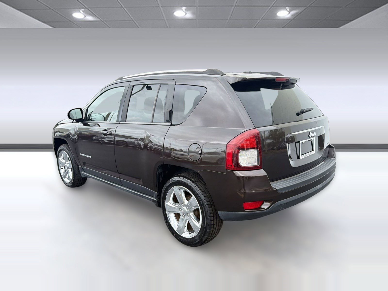 Used 2014 Jeep Compass Latitude w/ Sun/Sound Group image 3