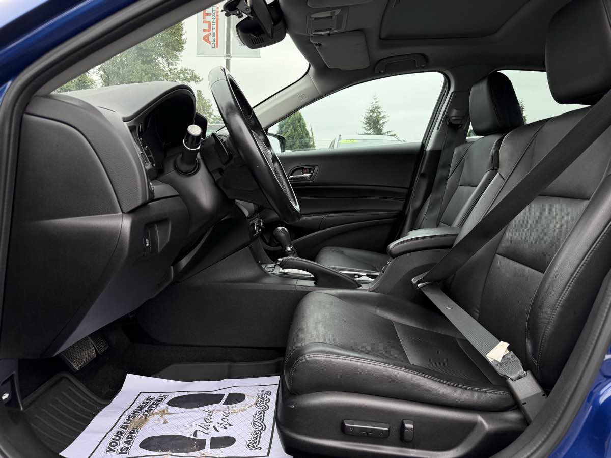 Used 2017 Acura ILX FWD image 10