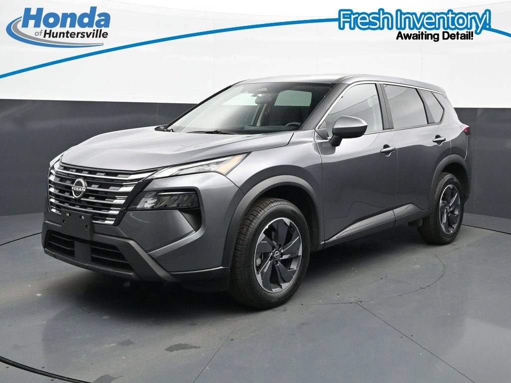 Used 2025 Nissan Rogue SV FWD image 4