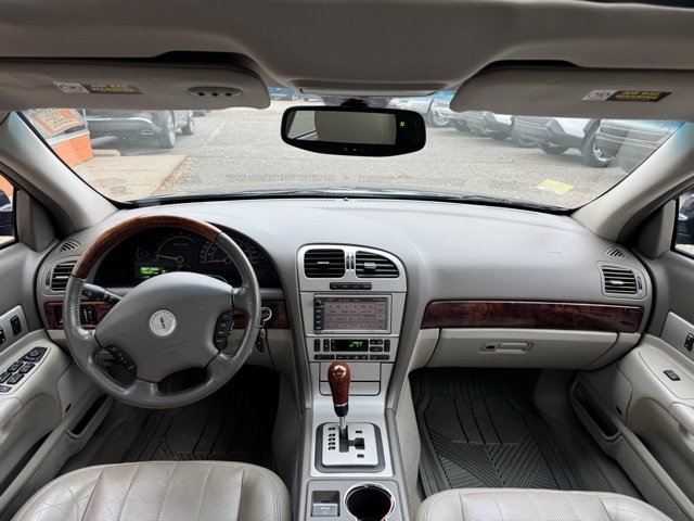 Used 2004 Lincoln LS image 17