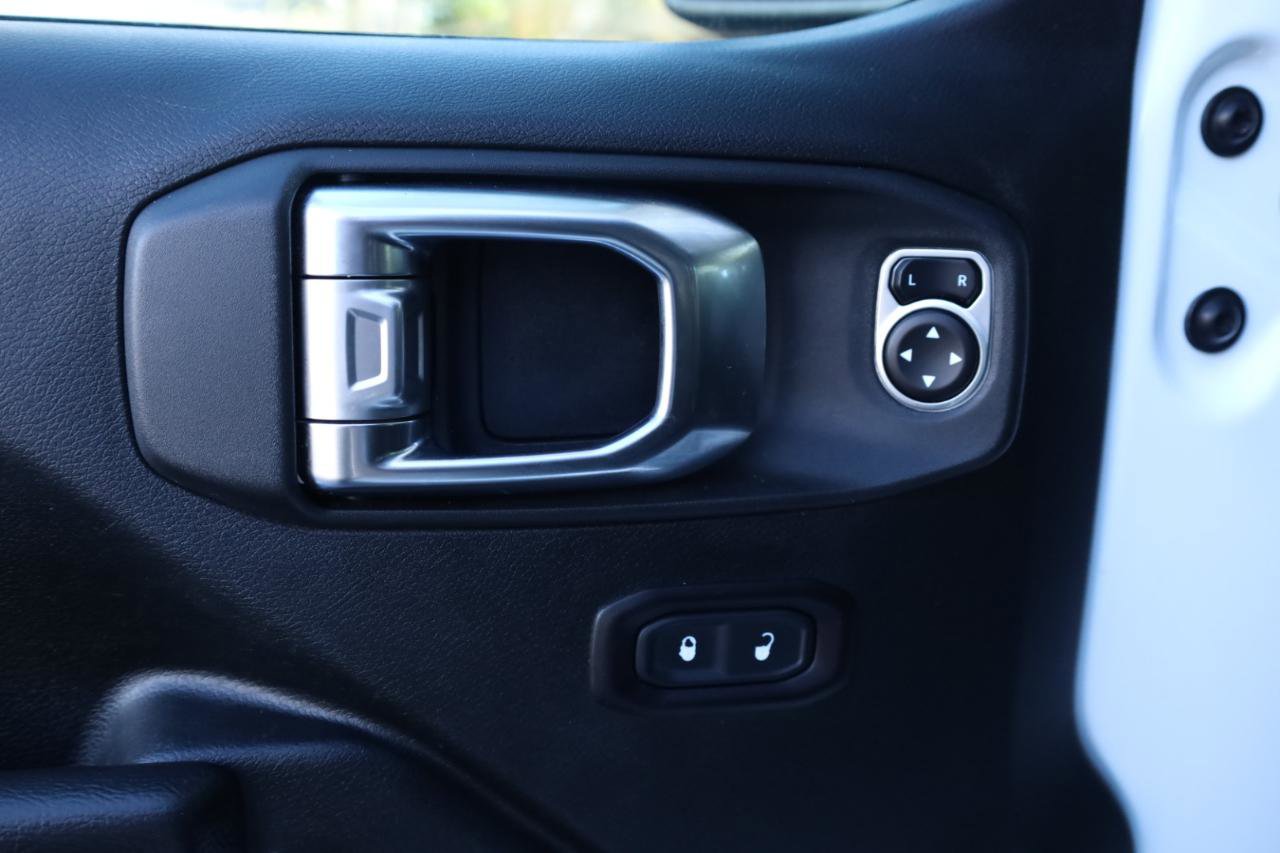 Used 2018 Jeep Wrangler Unlimited Sport S image 40