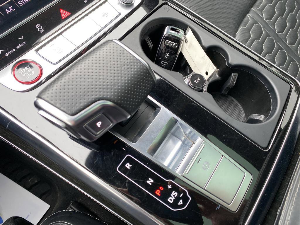 Used 2022 Audi RS Q8 w/ Carbon Optic Package image 26