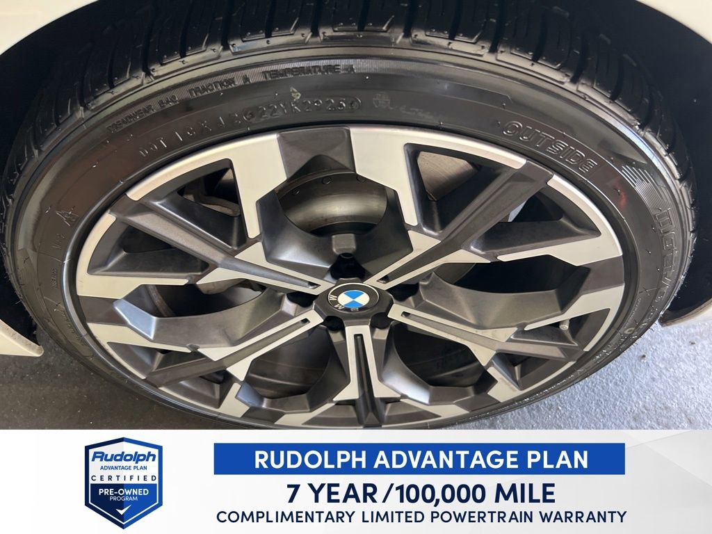 Used 2026 BMW 330i xDrive Sedan AWD/4WD image 25