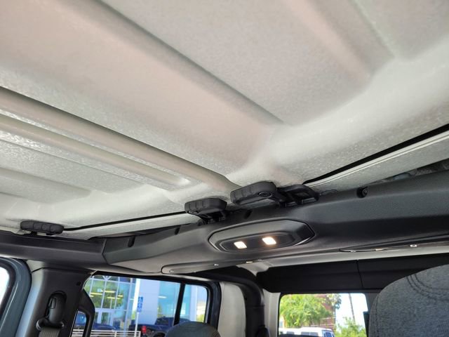 New 2026 Jeep Gladiator Sport image 18