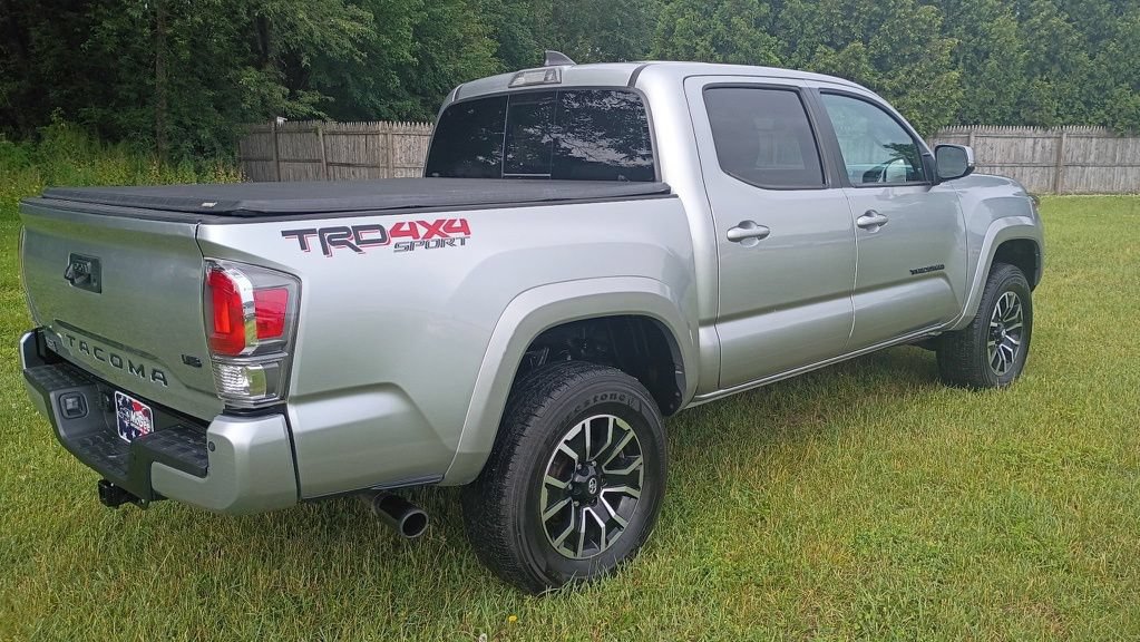 Used 2023 Toyota Tacoma TRD Sport w/ Advanced Technology Package AWD/4WD image 7