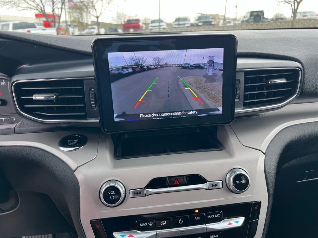 Used 2023 Ford Explorer XLT w/ Equipment Group 202A image 43