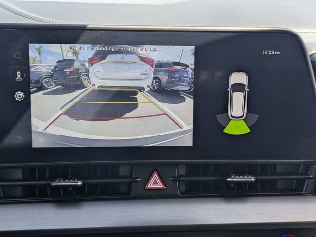 Used 2025 Kia Sportage EX image 20