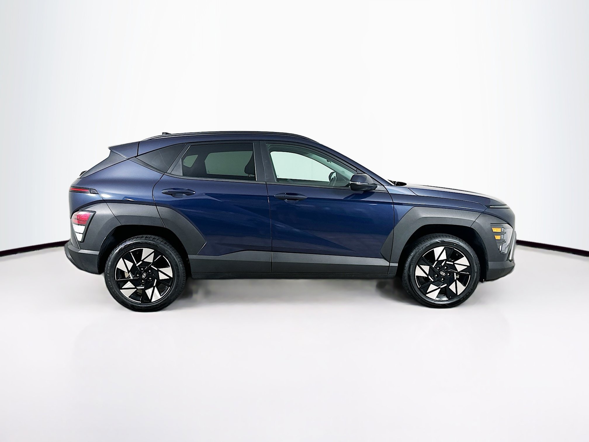 Used 2024 Hyundai Kona SEL AWD/4WD image 10