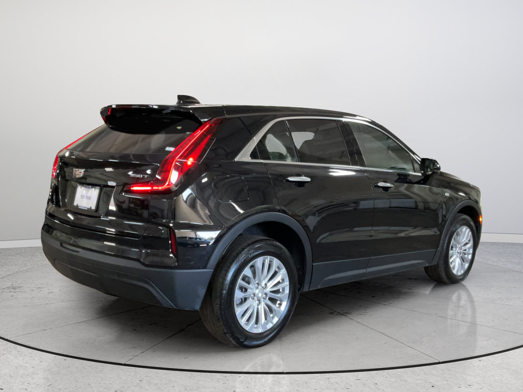 Certified 2024 Cadillac XT4 Luxury FWD image 7