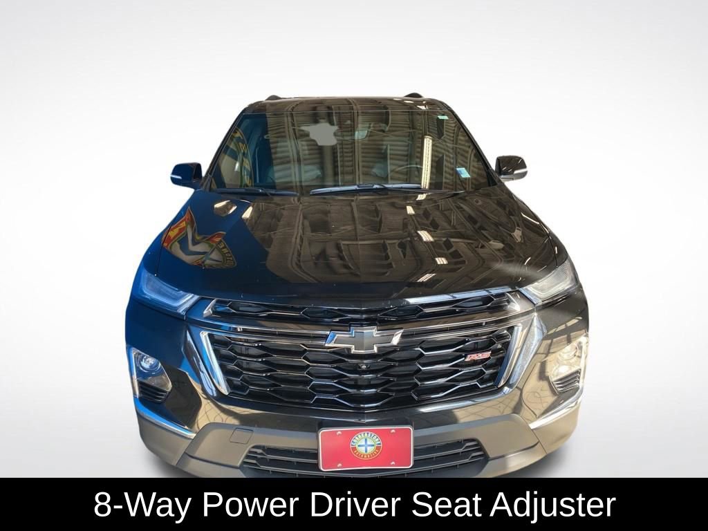 Used 2023 Chevrolet Traverse RS image 16