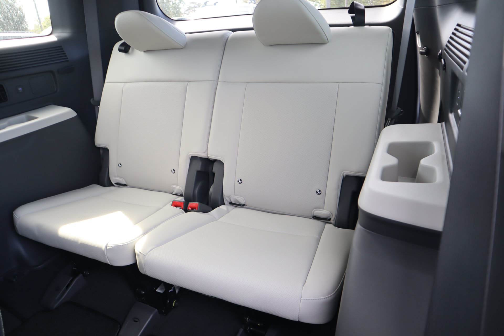 New 2027 Hyundai Santa Fe SEL AWD/4WD image 18