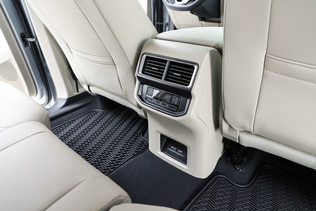 New 2026 Volkswagen Atlas SE image 37