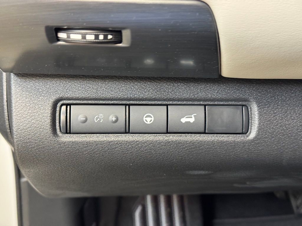 New 2026 Nissan Pathfinder SL image 28