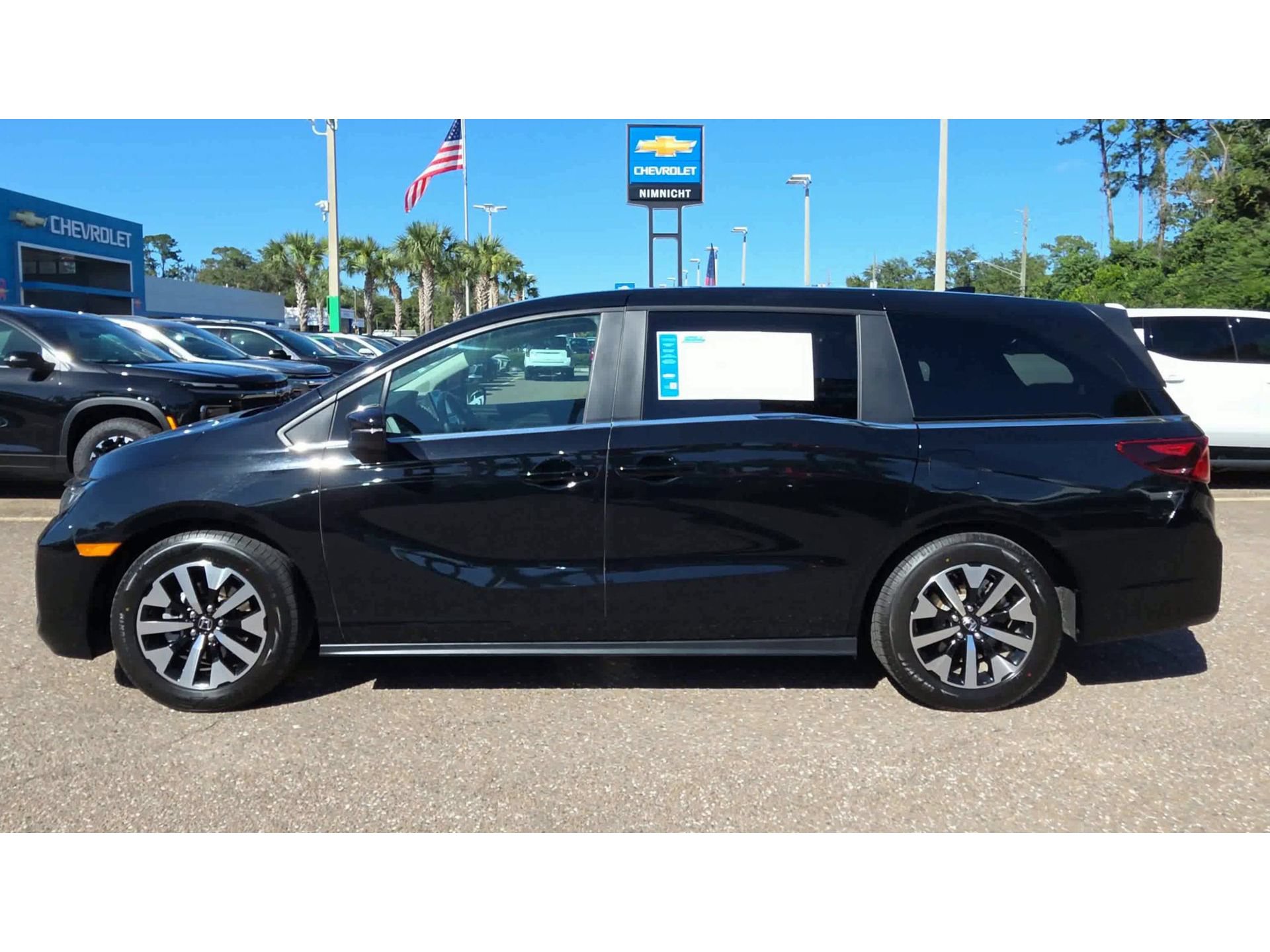 Used 2025 Honda Odyssey EX-L image 5