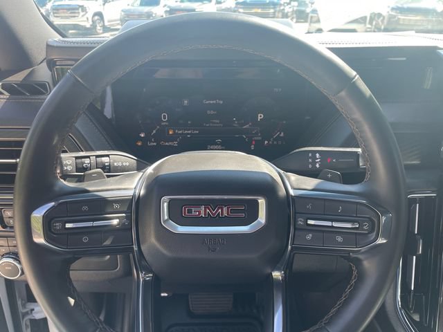 Certified 2025 GMC Yukon XL AT4 w/ LPO, Floor Liner Package AWD/4WD image 32