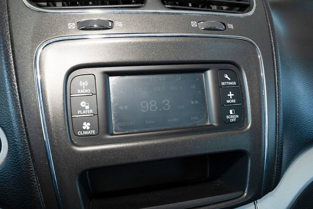 Used 2018 Dodge Journey SXT w/ Blacktop Package FWD image 13