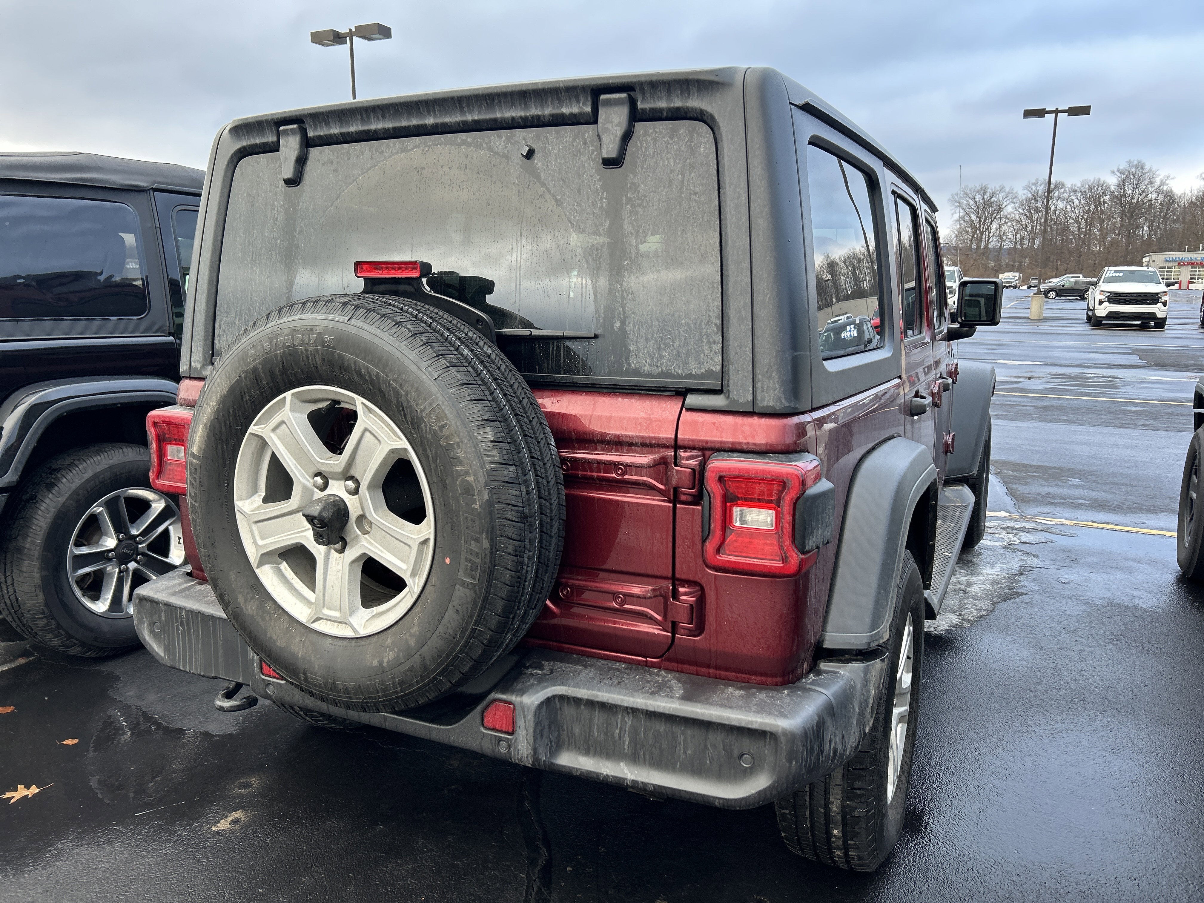 Used 2022 Jeep Wrangler Unlimited Sport image 7