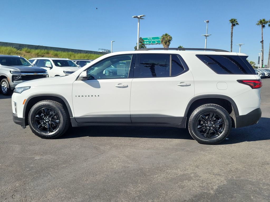 Used 2023 Chevrolet Traverse LT image 29