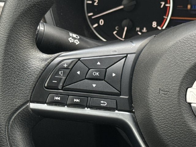 Used 2025 Nissan Altima 2.5 SV AWD/4WD image 14