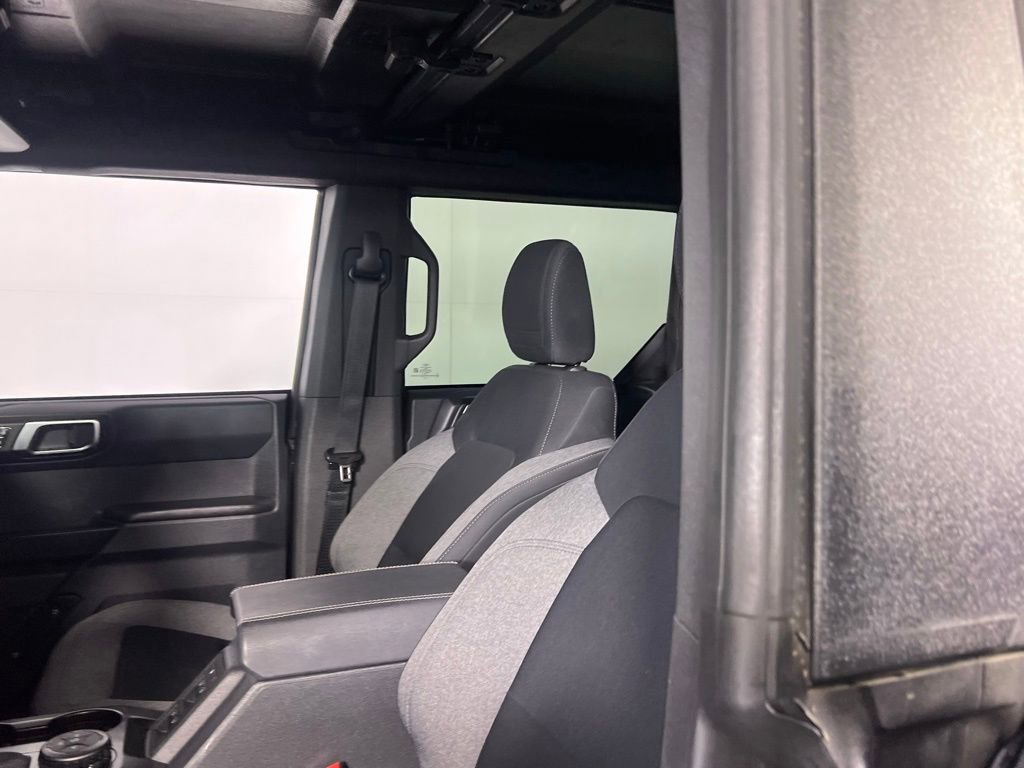 Used 2025 Ford Bronco Big Bend image 24