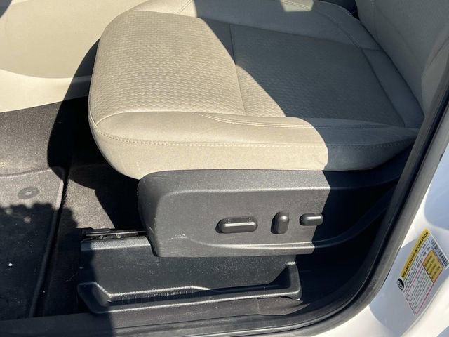 Used 2017 Ford Escape SE w/ Equipment Group 201A image 20