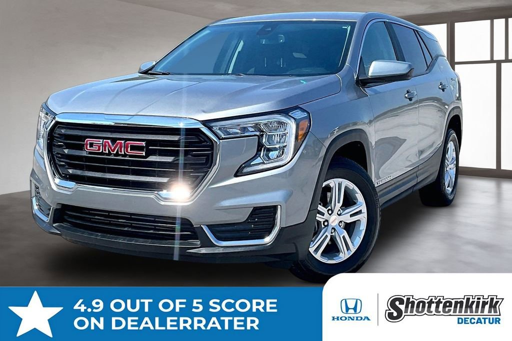 Used 2024 GMC Terrain SLE image 1