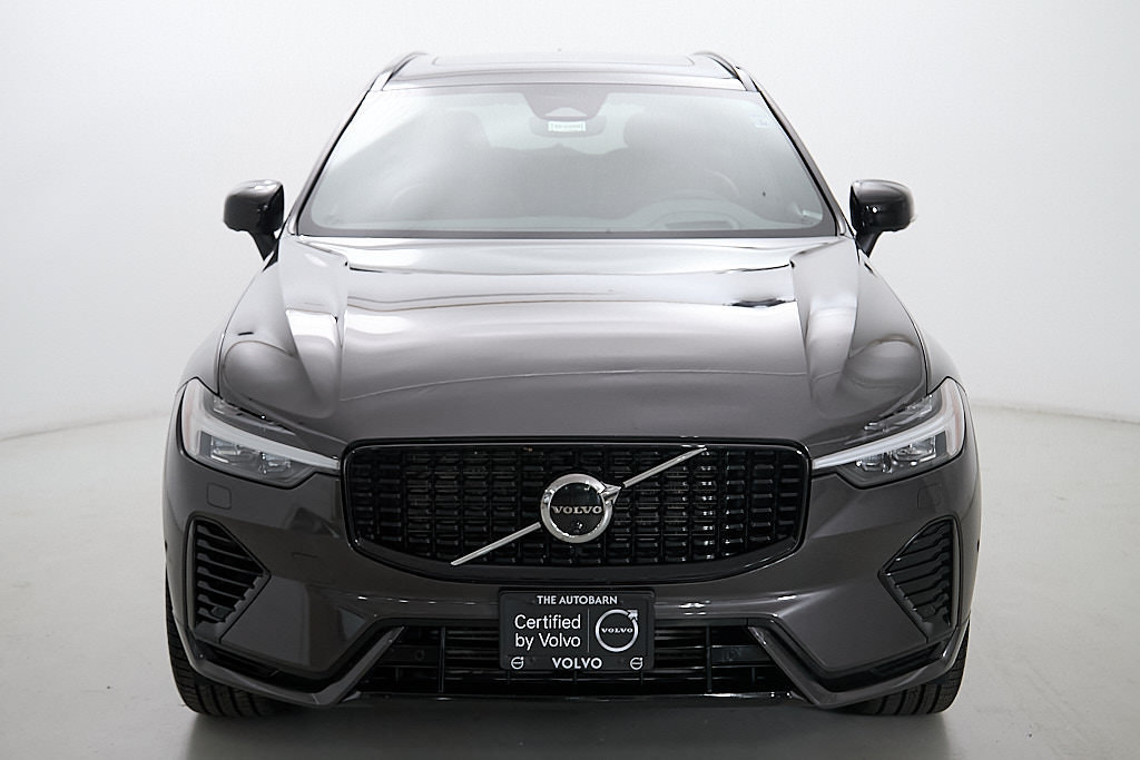 Certified 2023 Volvo XC60 T8 Ultimate w/ Climate Package AWD/4WD image 5