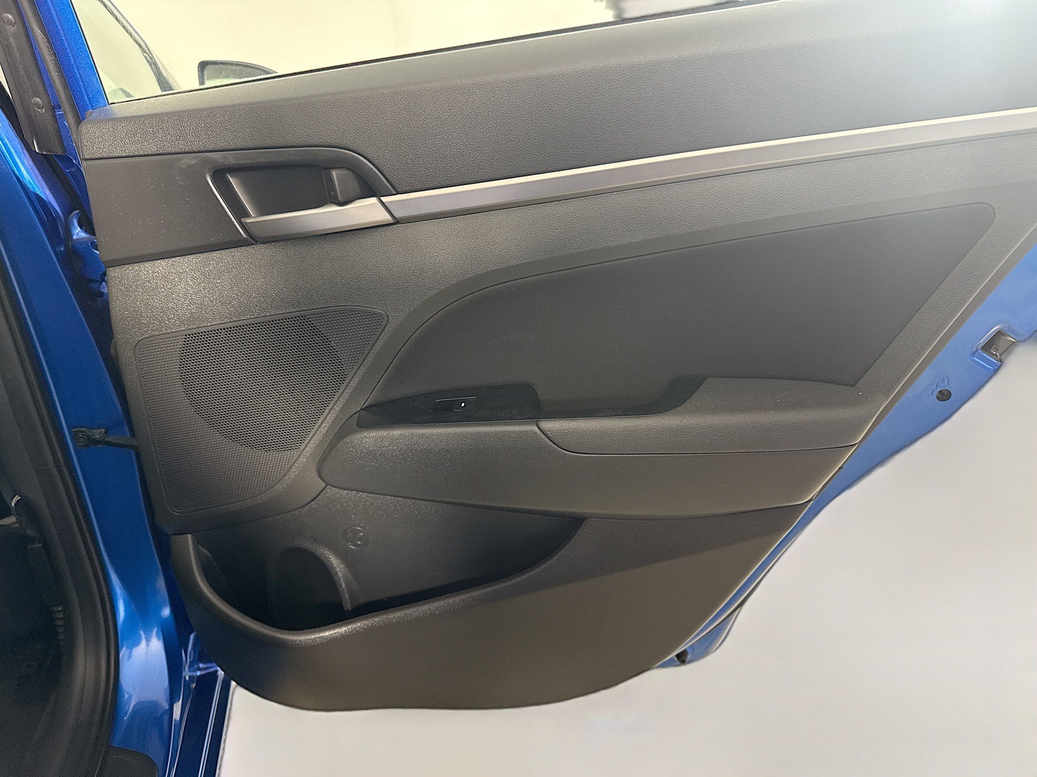 Used 2017 Hyundai Elantra Value Edition w/ Cargo Package image 28