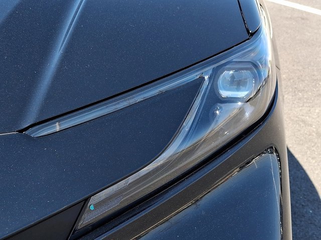 Certified 2025 Toyota Camry SE FWD image 9