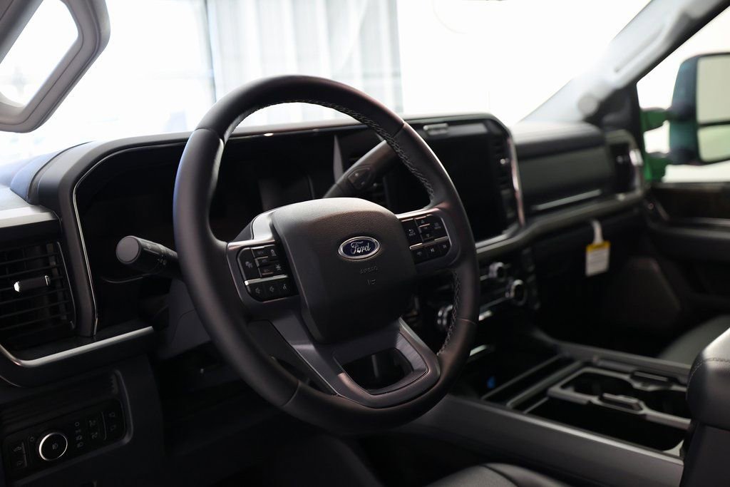 Used 2026 Ford F250 Lariat w/ Tremor Off-Road Package AWD/4WD image 18