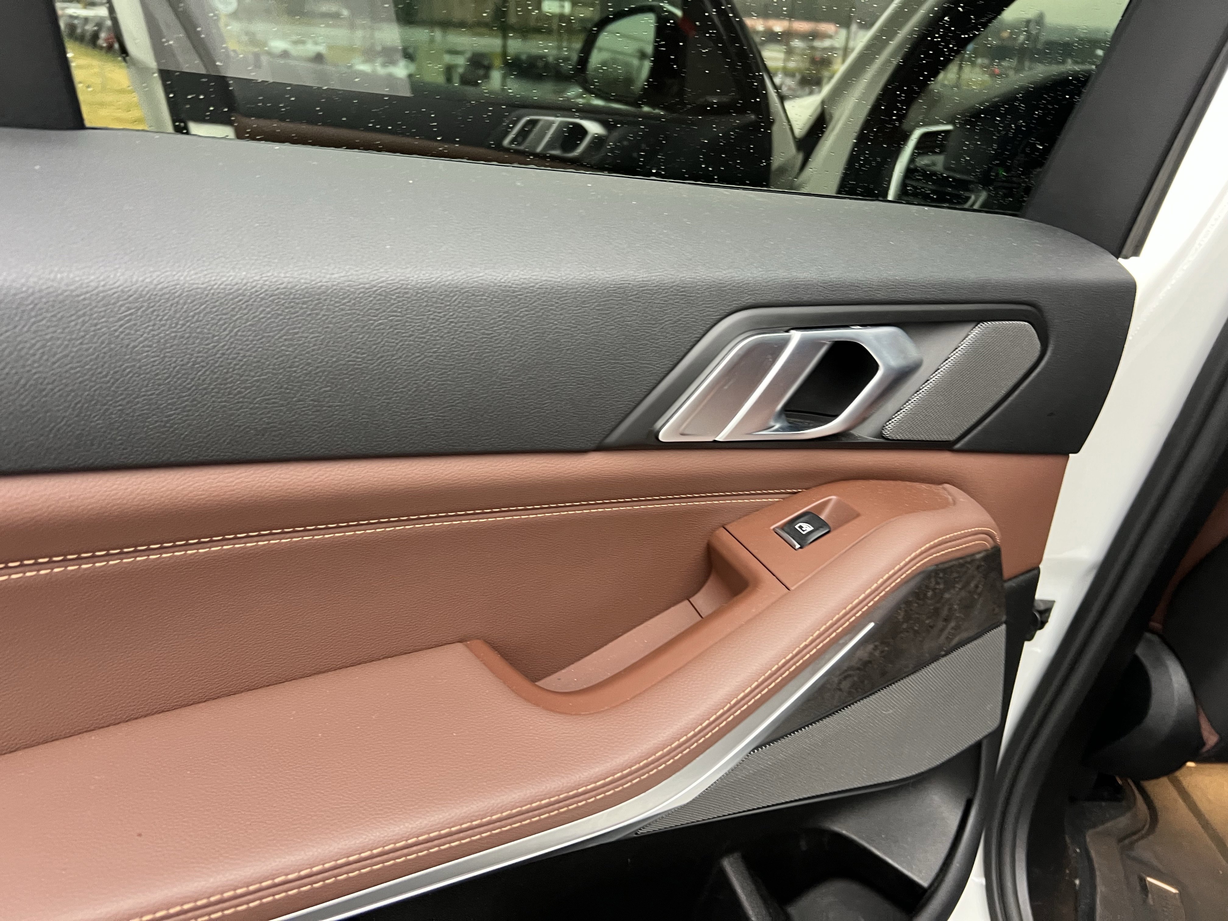 Used 2019 BMW X5 xDrive40i w/ M Sport Package image 24