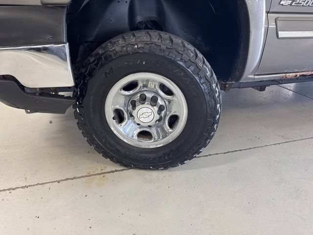 Used 2007 Chevrolet Silverado 2500 LT w/ Heavy-Duty Power Package AWD/4WD image 23