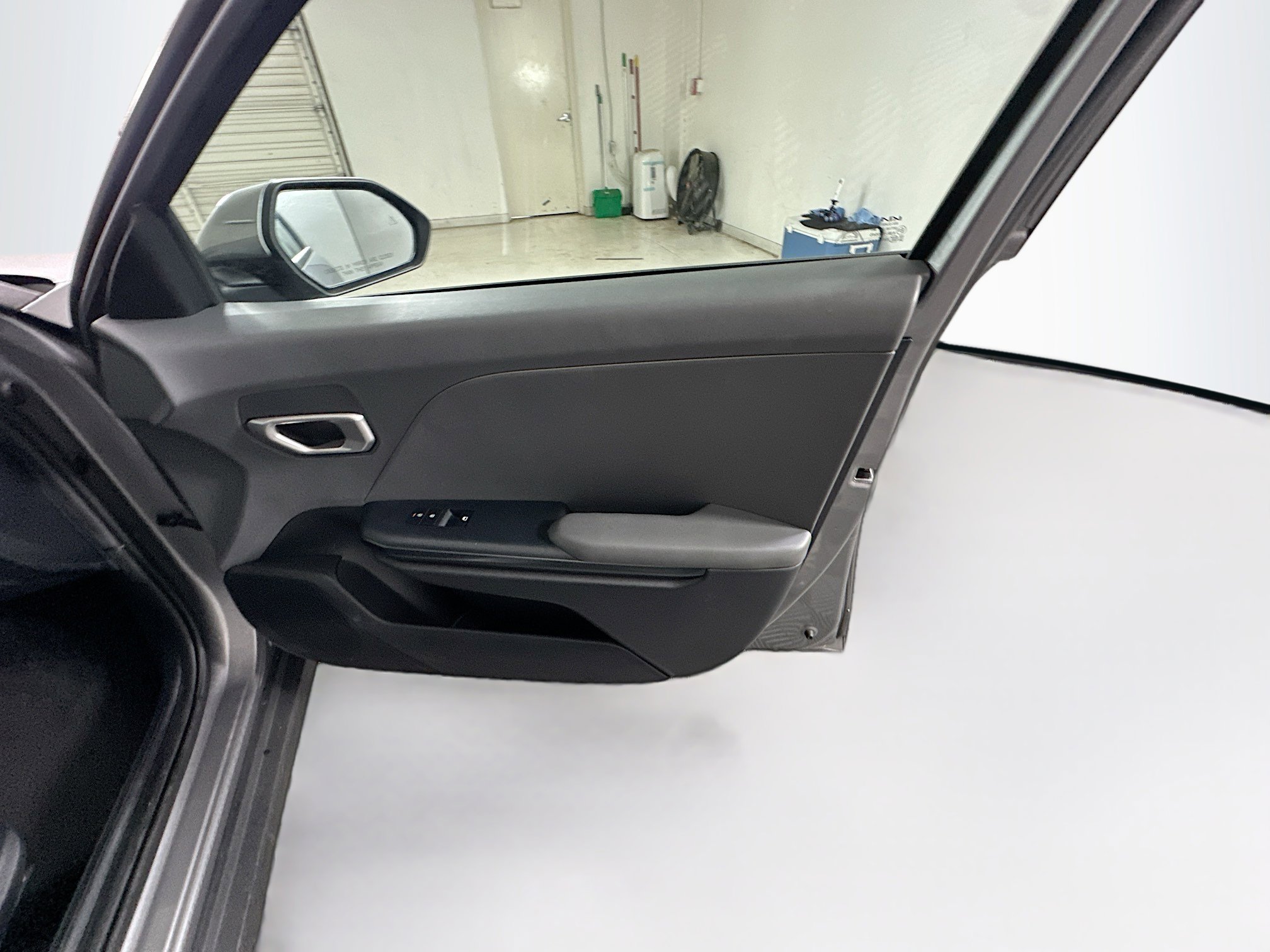 Used 2025 Kia K4 FWD image 30