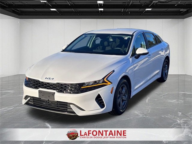 Used 2023 Kia K5 LXS image 1
