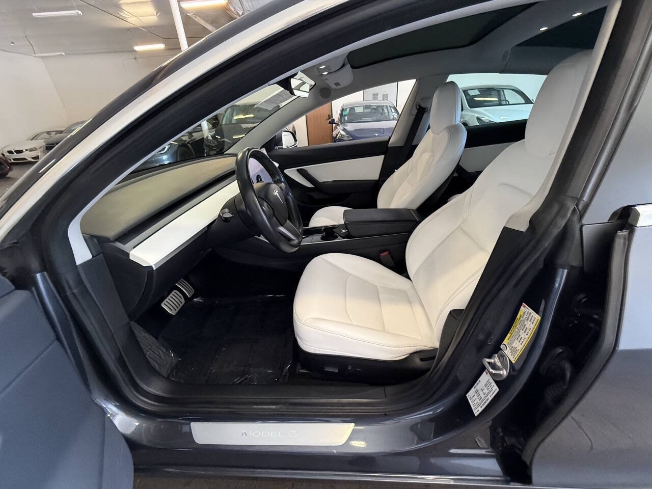 Used 2018 Tesla Model 3 Performance AWD/4WD image 18