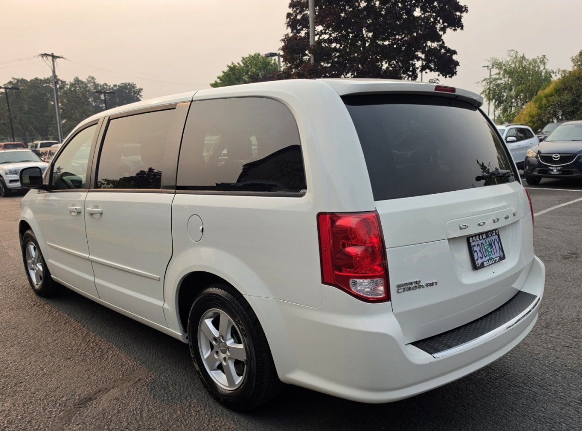 Used 2011 Dodge Grand Caravan Mainstreet w/ PWR Convenience Group FWD image 9