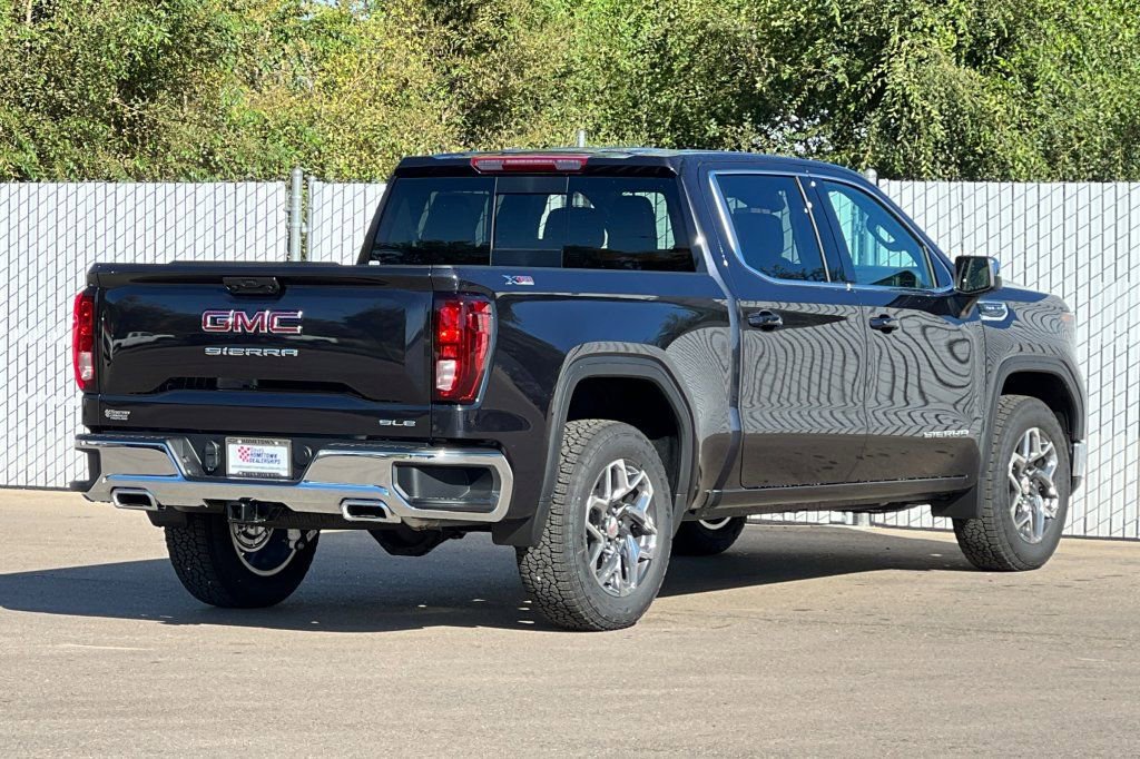 New 2026 GMC Sierra 1500 SLE AWD/4WD image 4