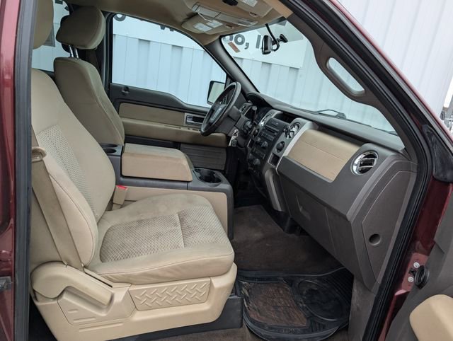 Used 2010 Ford F150 XLT image 26