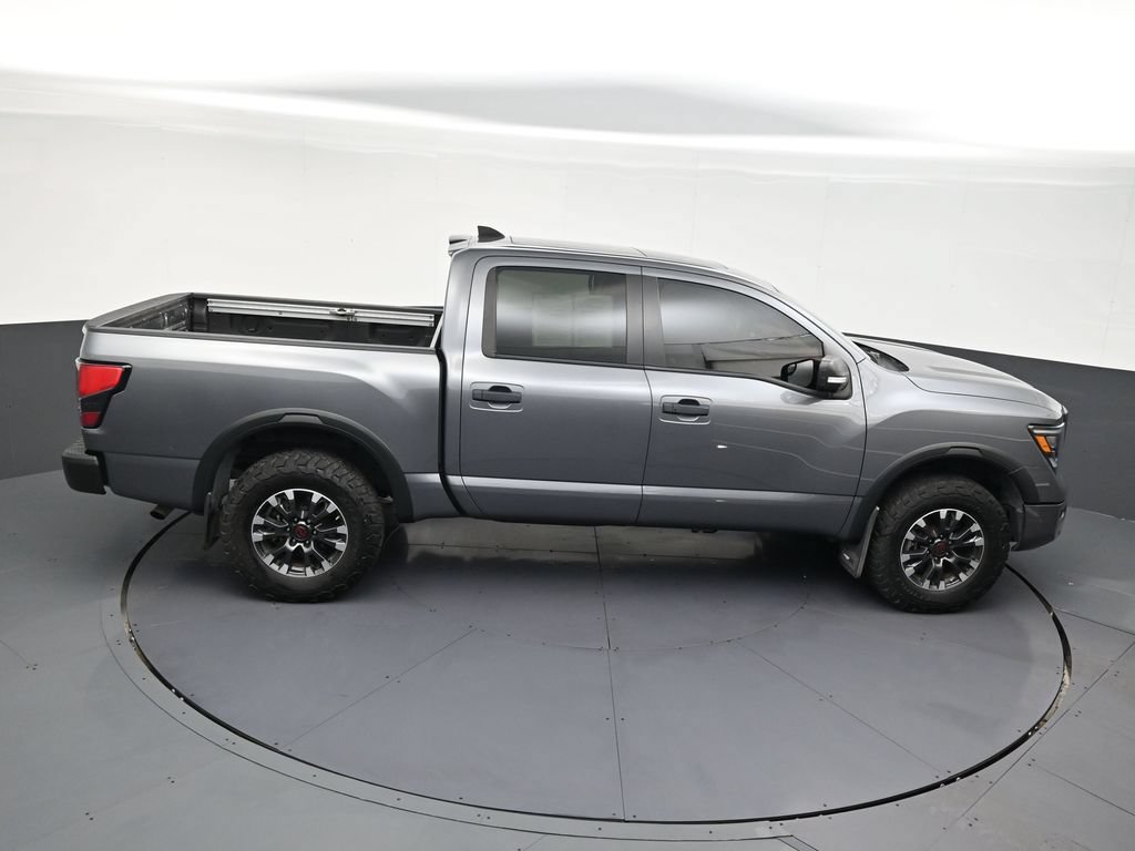 Used 2023 Nissan Titan PRO-4X w/ Pro-4x Convenience Package AWD/4WD image 17