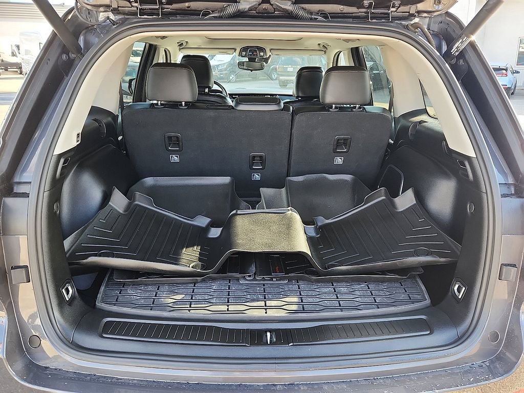 Used 2022 Jeep Grand Cherokee Limited w/ Trailer Tow Prep Group (B) image 17