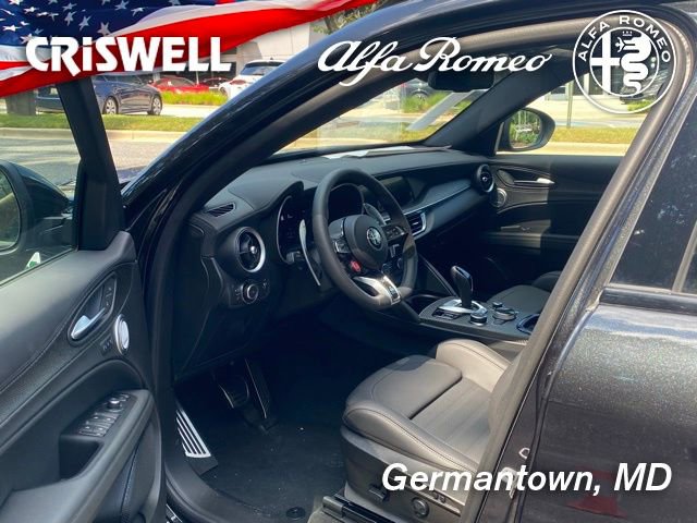 New 2024 Alfa Romeo Stelvio Quadrifoglio w/ Active Assist Plus Package image 21