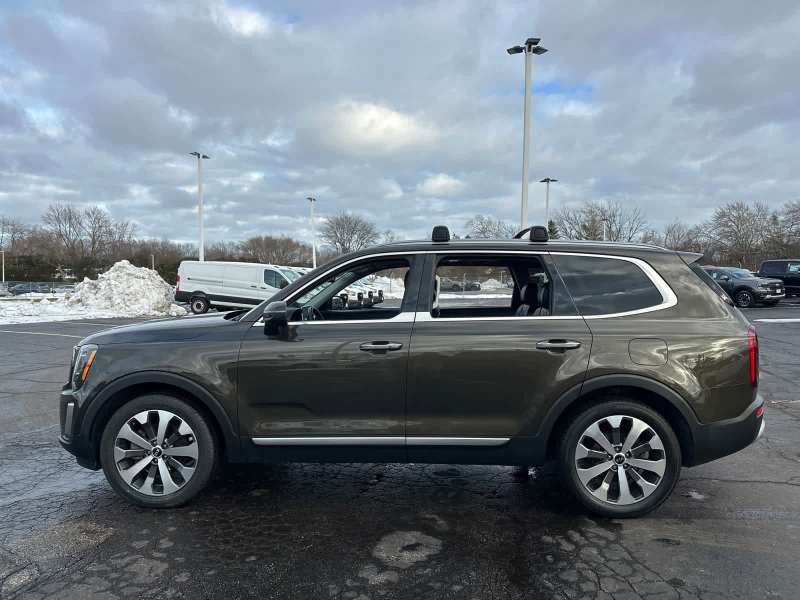 Used 2021 Kia Telluride S image 5