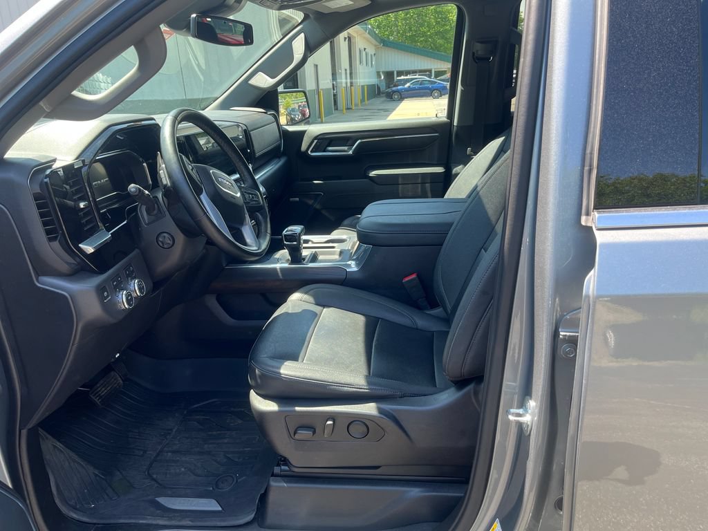 Certified 2023 GMC Sierra 1500 SLT w/ SLT Premium Plus Package AWD/4WD image 24