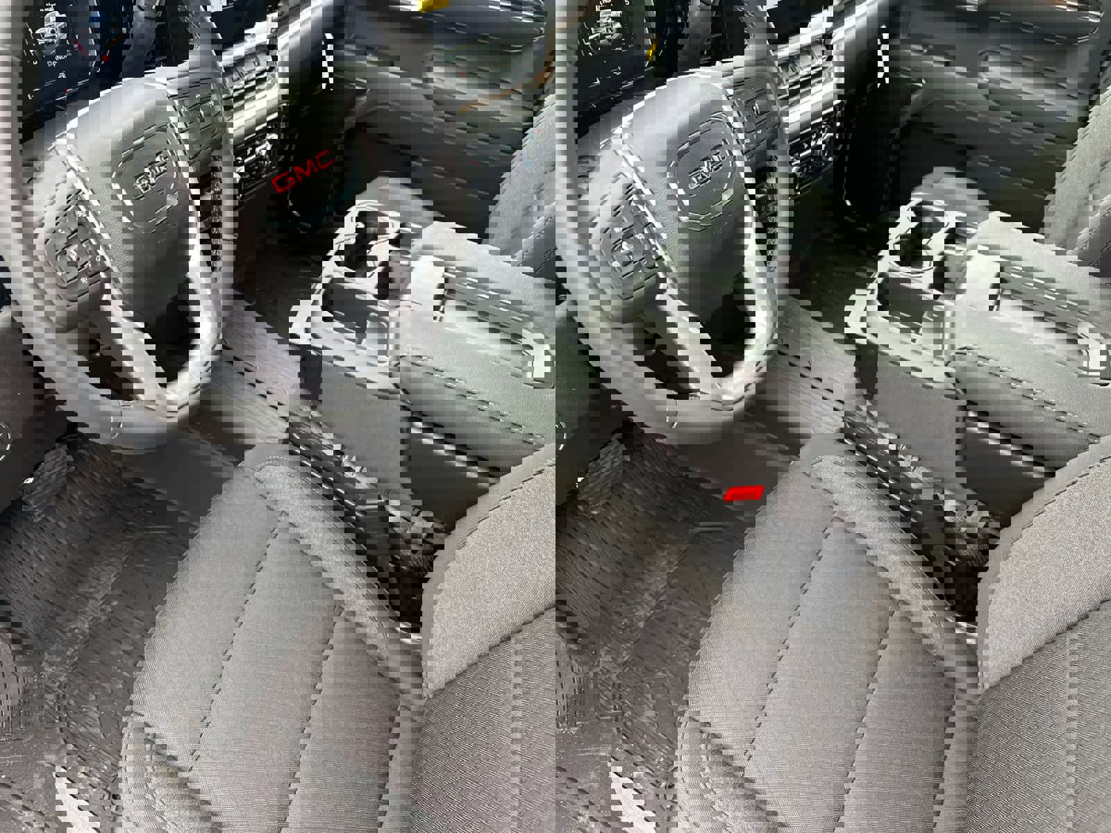 New 2026 GMC Sierra 1500 SLE w/ Preferred Package image 9