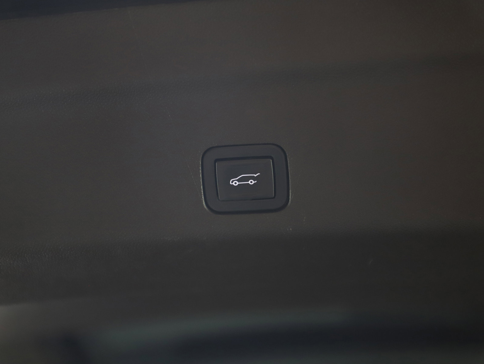 Used 2023 GMC Yukon XL Denali image 19