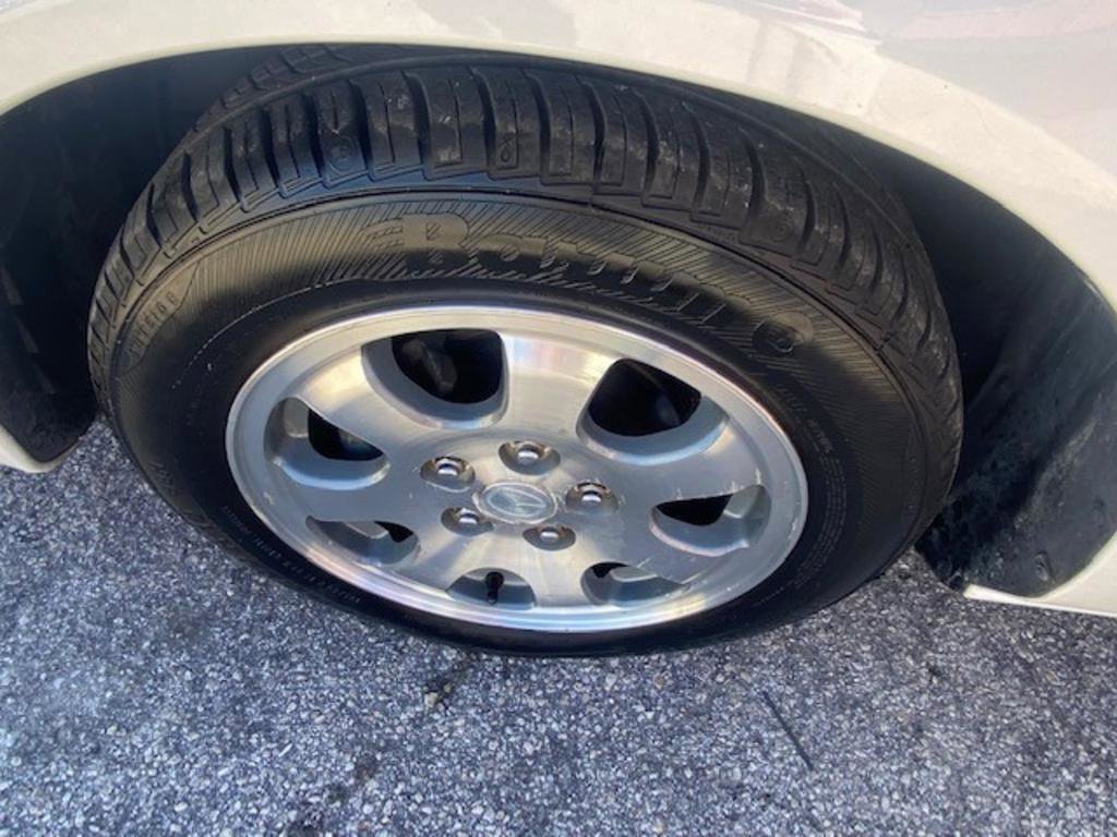 Used 2002 MAZDA 626 image 13