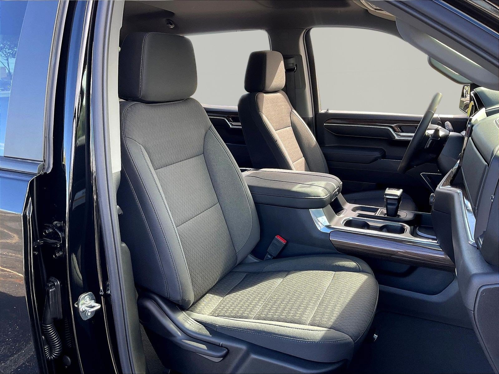 New 2026 Chevrolet Silverado 1500 RST AWD/4WD image 19